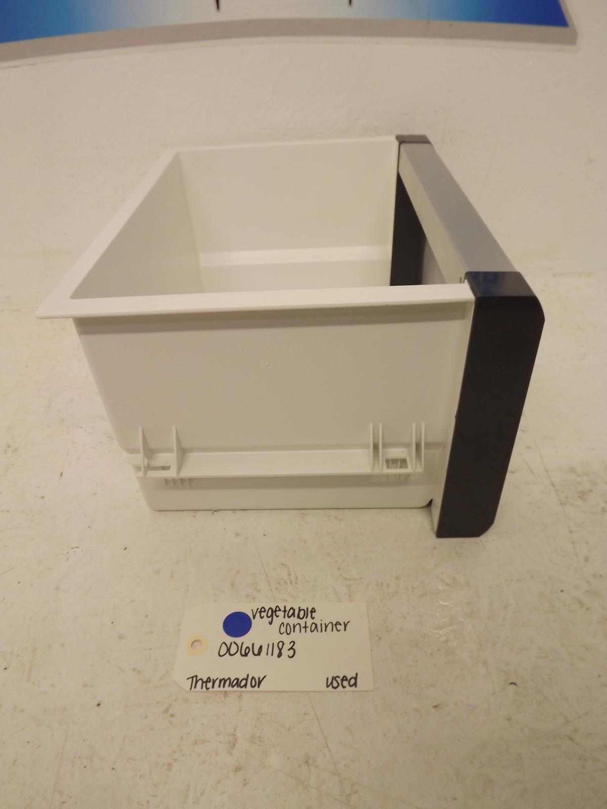 Thermador Refrigerator 00661183 Container Used Thermador Refrigerator 00661183 Container Used